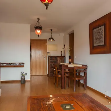Appartamento Casa Das Olaias & Closed Parking